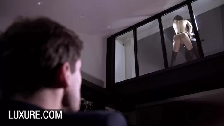 Luxure: Husband likes to see her wife having sex with another man on PornVe