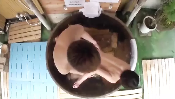 SDMU-647 Monitoring What Happens When There Is A Horny Situation Without A Condom Friends Of College Students Who Spoke At A Hot Spring Town A Couple Of Men And Women Got Together For The First Time Mixed Bath Hot Springs Naked And Experienced Underwater