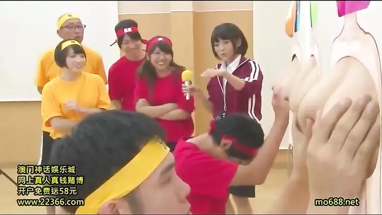 RCT 906 LEWD FAMILY AGAINST LARGE ATHLETIC MEET PIES INCEST