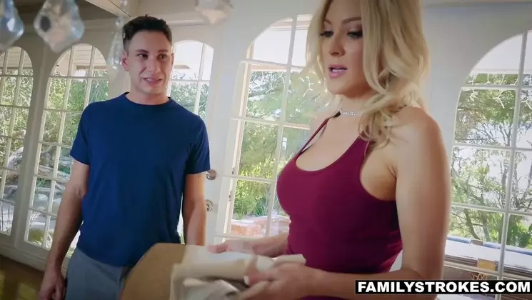 Fixing the hot muffin daddy doesn't fuck