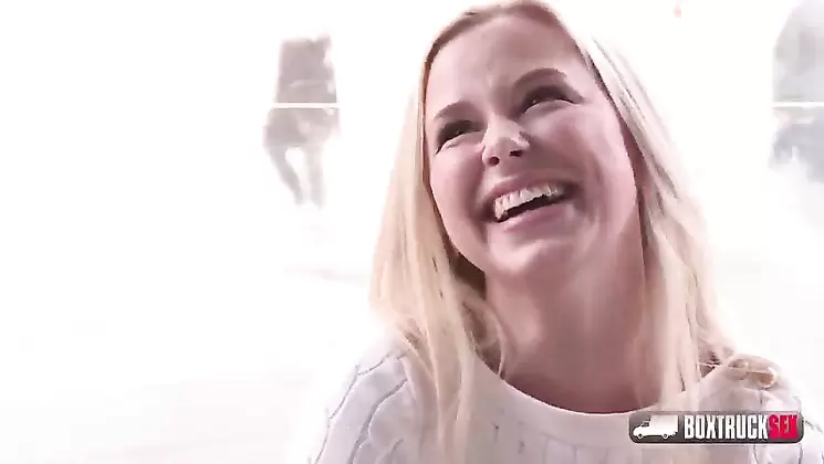 BoxTruckSex 18 06 04 Lola XXX
