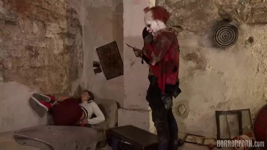 horrorporn e19 it is a clown