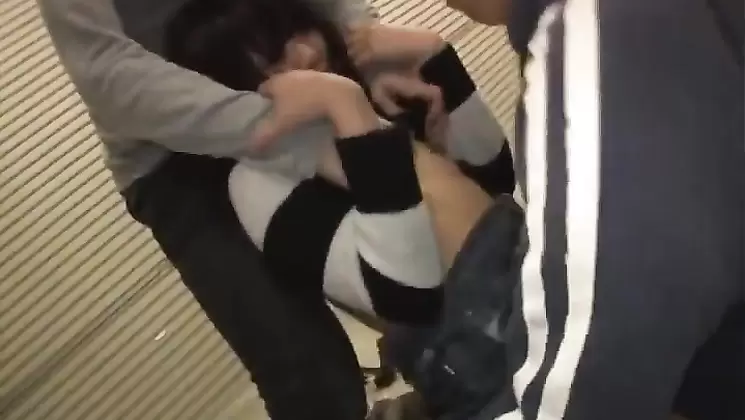 AP-093 Daughters Of Four People Was Allowed To AV Debut Without Knowing Anything