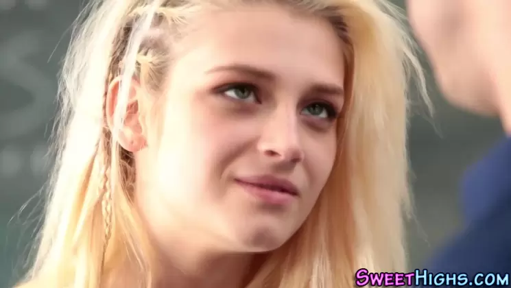 Schoolgirl is horny for a big dick to fuck her barely legal pussy