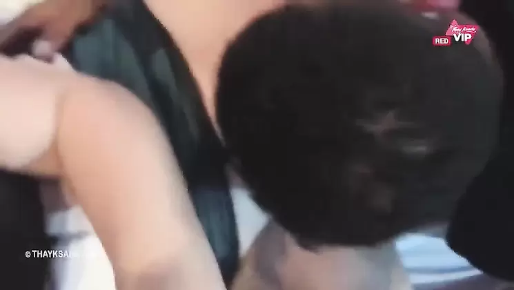 Thay   Casada dando gostoso para o amigo