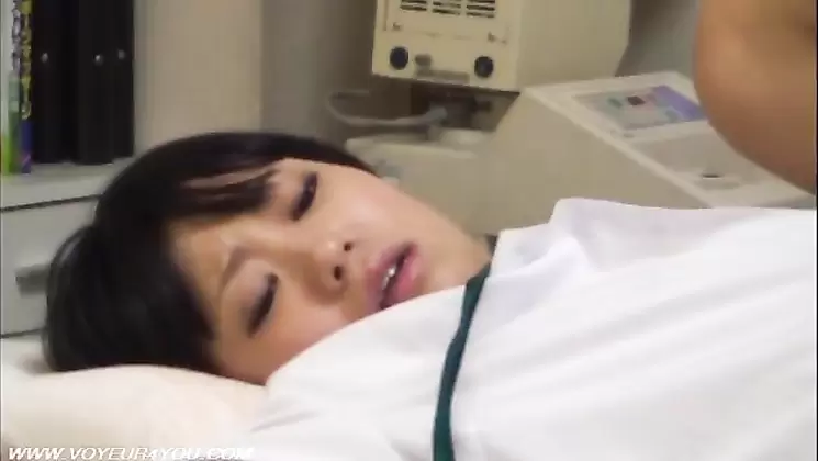 fake immoral masseur voyeur