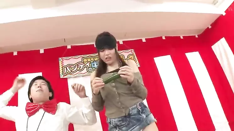 ATOM - 315 Sharpen the sense of the dick! Amateur only! What is in the panties! What? Game 2