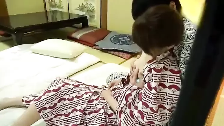 TSP - 388 Company Race at a Ryokan of a Company Travel Travel ... If you are taking a dad in a room of a colleague female employee and seniors take a guy with a gash squad and go beyond the sliding door! We are the only two people left!