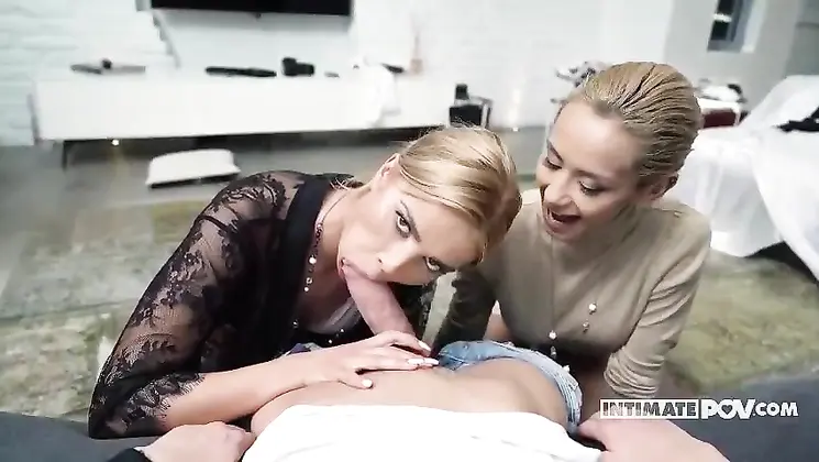 Cherry Kiss & Veronica Leal Amazing anal threesome