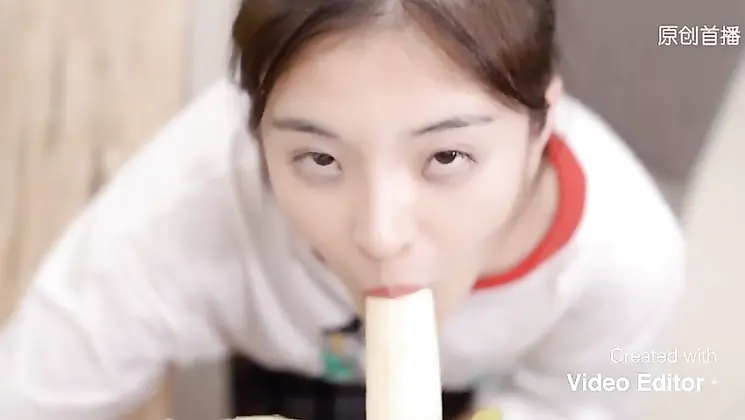 Chinese student fuck at home