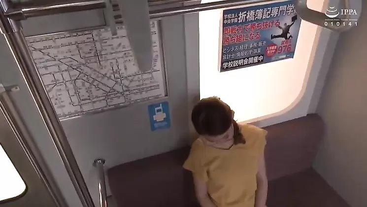 Mai Kawakita A Wife Who Was Climaxed By A Molester In Front Of Her Husband