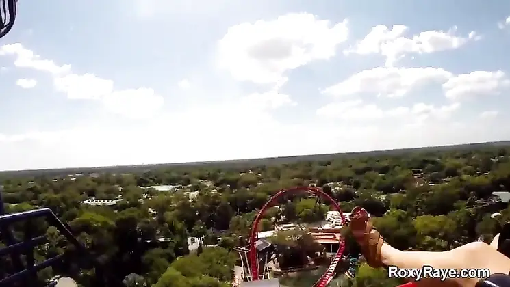 RRPTPL   Public, Lesbian Porn