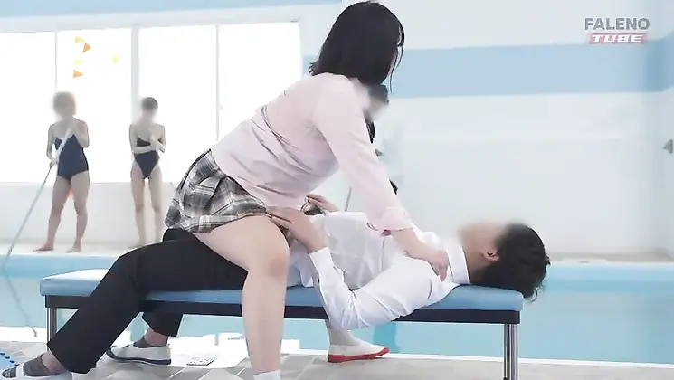 G cup A plump swimsuit is a big ass