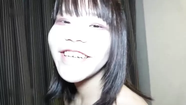 [No] Big Tits G-Cup College Girl ♥* Shocking! She looks so mature and inserts her pussy into her pu