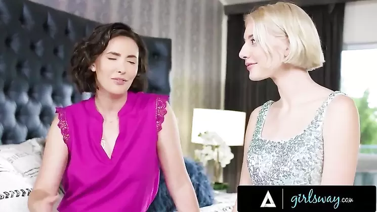 Casey Calvert's big ass porn