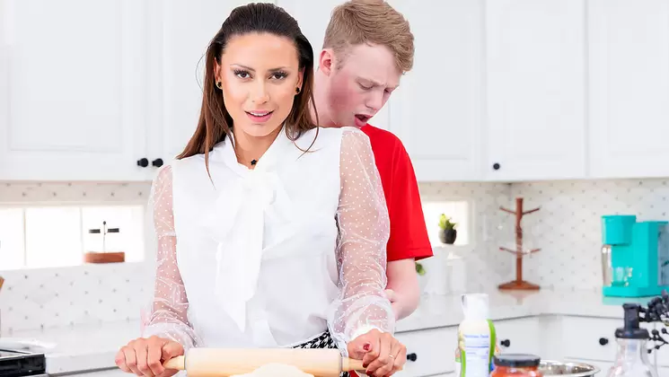 Turning Up The Heat - S1:E3