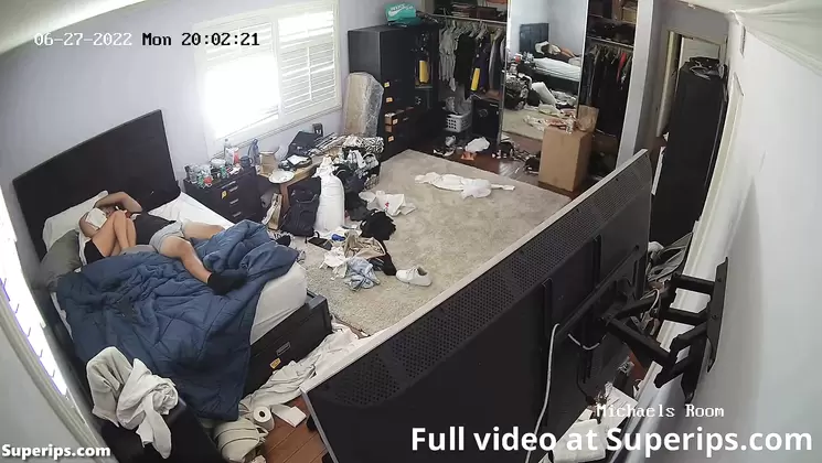 teen girl gets masturbated till she cums