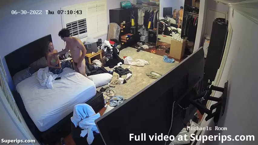 IPCAM – Hot American college couple fucks in