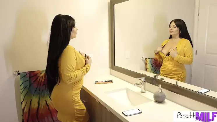 usty MILF London Rose Gives Probation Officer BJ and Cock Ride