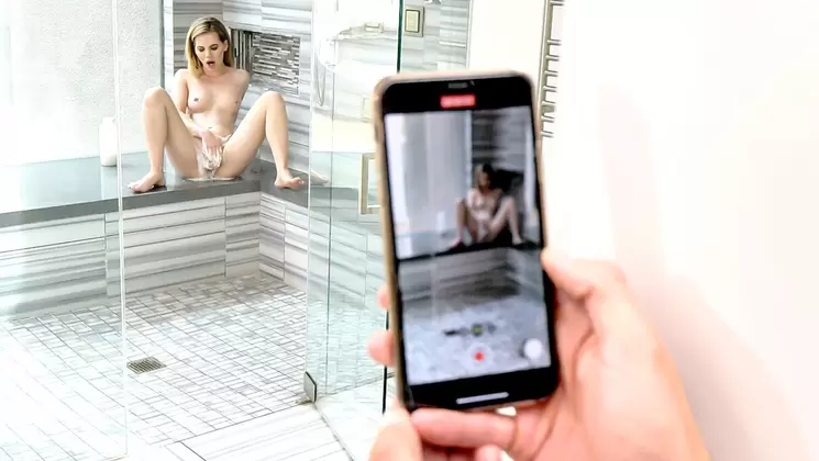 Stepsister Spreads Wide - Instantly Captured on Cam!