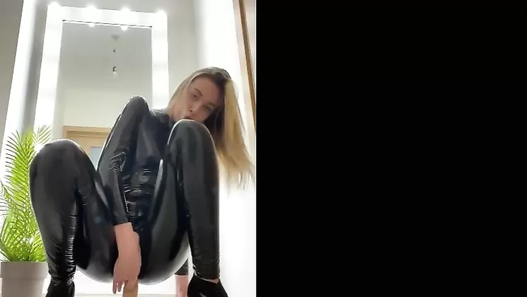 I love taking sexy nude photos for you