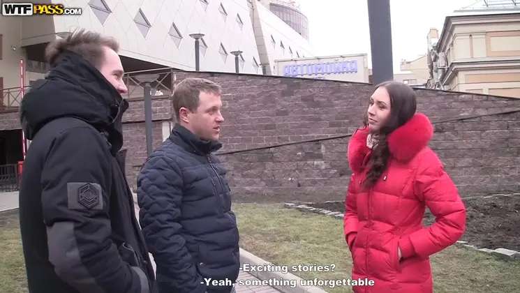 Amateur milf paid for sex in a public place