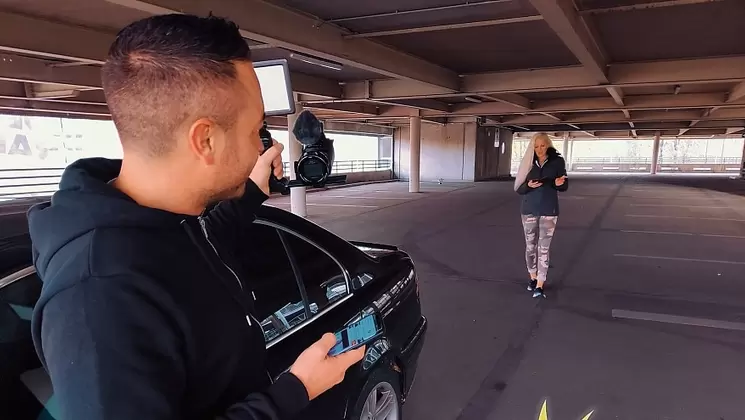 Cam Angel - Public Hookup