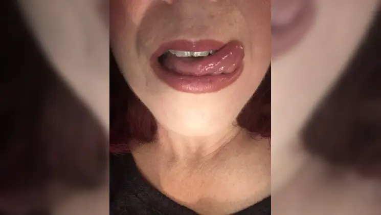 College Student Helps LilGiantess – MILF