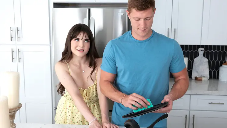 Stepsis wants to watch stepbro jerk off