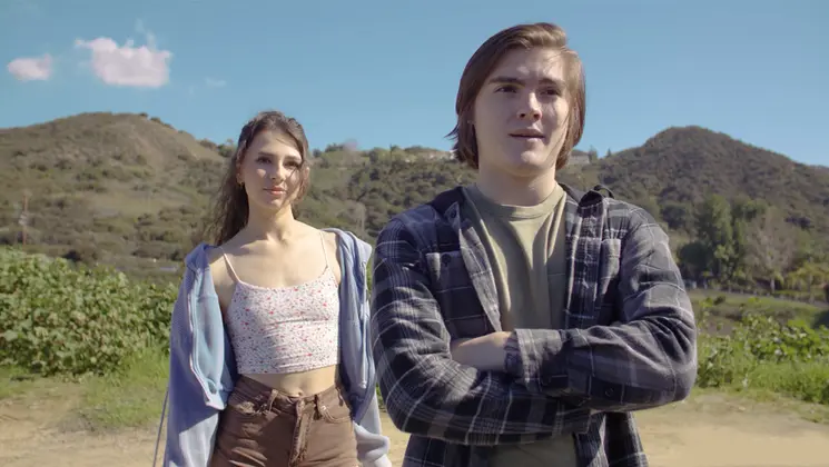 Teen hitchhikers picked up by a good man