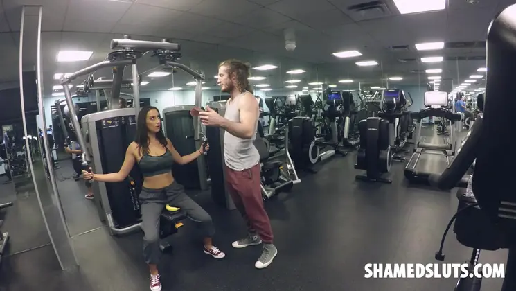 Cheating trophy wife exposed