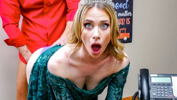 Past prom queen fucked at the head teachers office