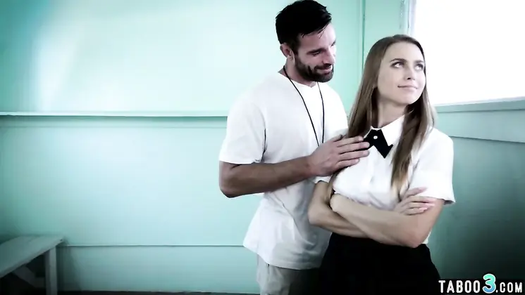 Teen schoolgirl seduced and fucked her old teacher (Jill Kassidy)