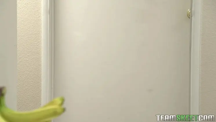 Fucking her classmate who came by to study