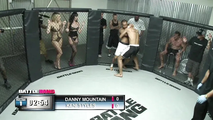 Alexis Texas Gets Fucked Intensely Hard By A Big Muscular Well Hung Stud