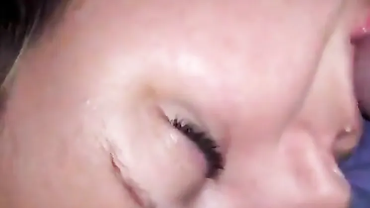 Sleeping cumshot mouth