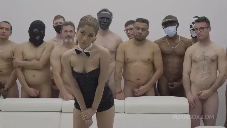 Gangbang con Marina Gold