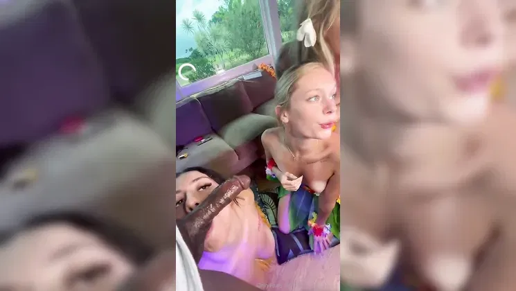 Sexo oral tres hermosas mujeres