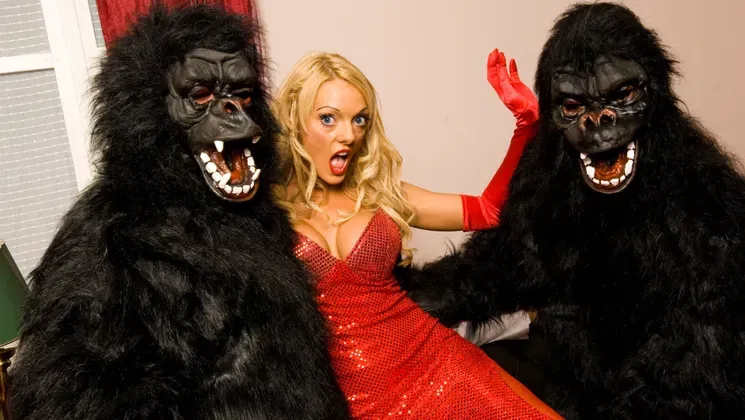 Renee Richards Gets A Massive Tittie Cumshot As Antonia Deona Watches