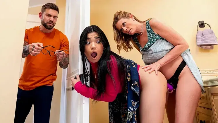 Summer Col, Reya Lovenlight - The Prude, The Rude And The Horny Dude