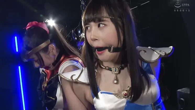 GHOV-64 Sarah Free Zia VS Wedding Witch Erotic Battle Royale