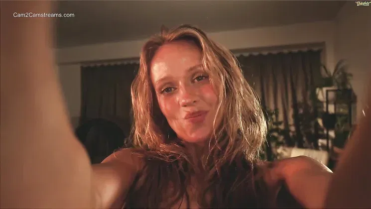 Solo girl oiled up body selfbondage