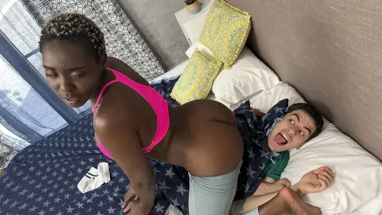 Pussy Alarm - Zaawaadi & Jordi El Nino Polla