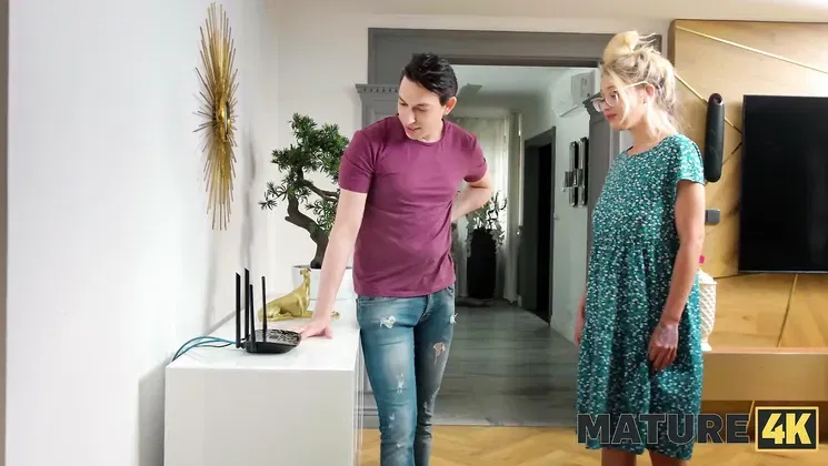 Leticia Leite's lingerie makeover turns into hardcore action with cumshots galore