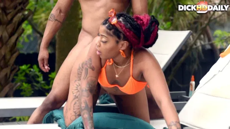 Sex on the beach with Honey Dipped C