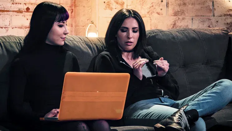 Petite criminal MILF has anal threesome