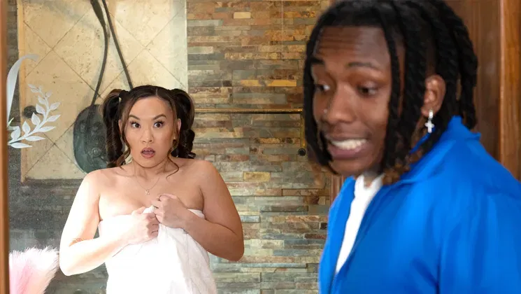 Equipment manager fucks teen cheerleader