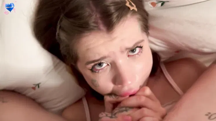 My step-sister Woke Up and started chocking on my big dick - Exclusive!