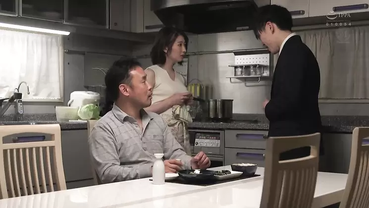 JUL-949 The Second Madonna Exclusive! !! Innocent Wife "Creampie" Lifted! !! After Having Sex With My Husband And Making Children, My Father-in-law Always Keeps Vaginal Cum Shot ... Jun Suehiro