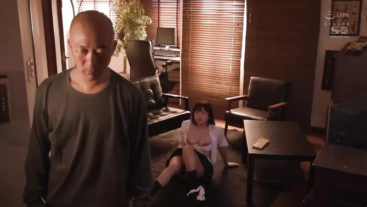 SSNI-954 Miharu Usa Because It Turned Out That The Daughter Who Had Been Hand-salted Was Not My Child - Usa Miharu